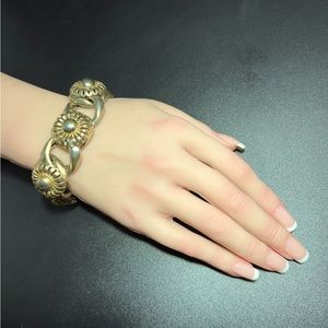 Vintage Marino Signed Chunky Flower Gold Tone Puffy Floral Link Chain Bracelet